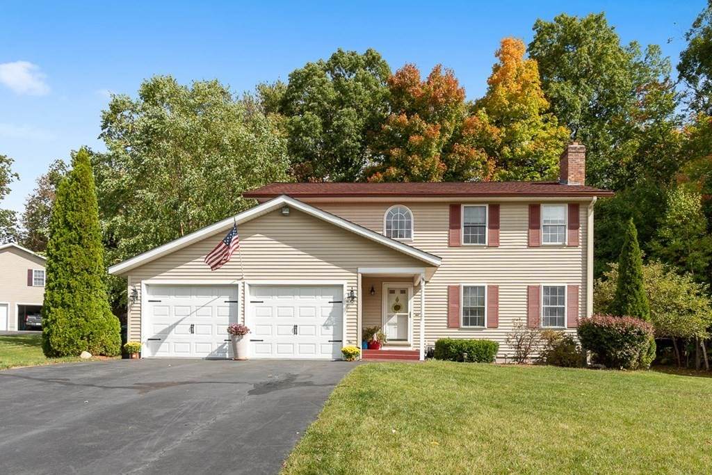 16 Aimees Way - Photo 1