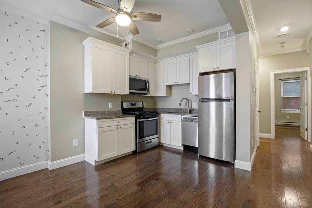 5 Quincy Court - Photo 1
