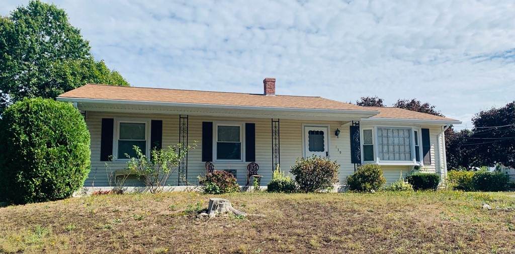 139 Easton St - Photo 1