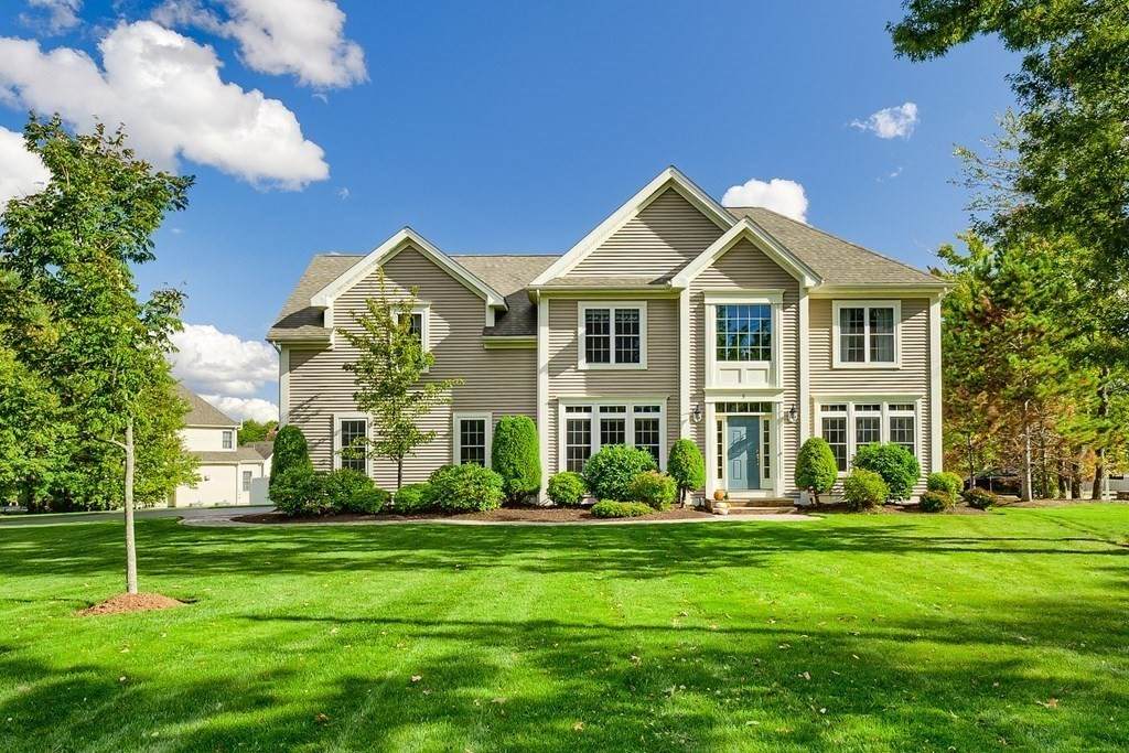 5 Hayfield Ln - Photo 1