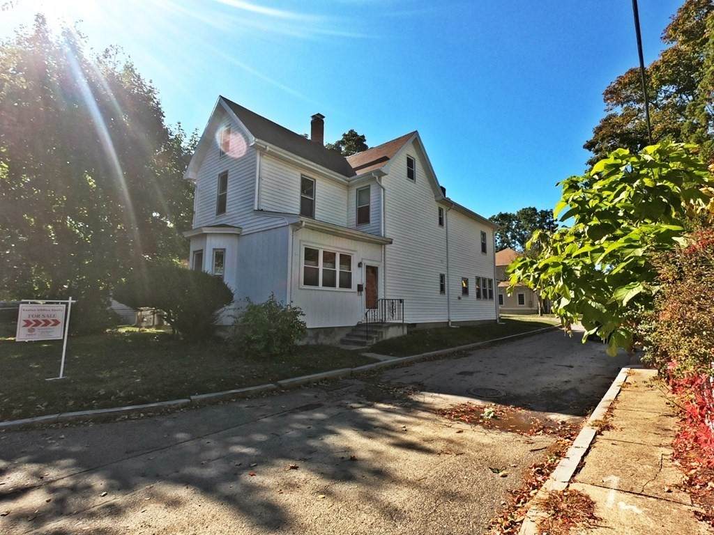 4 Howley Ave - Photo 1