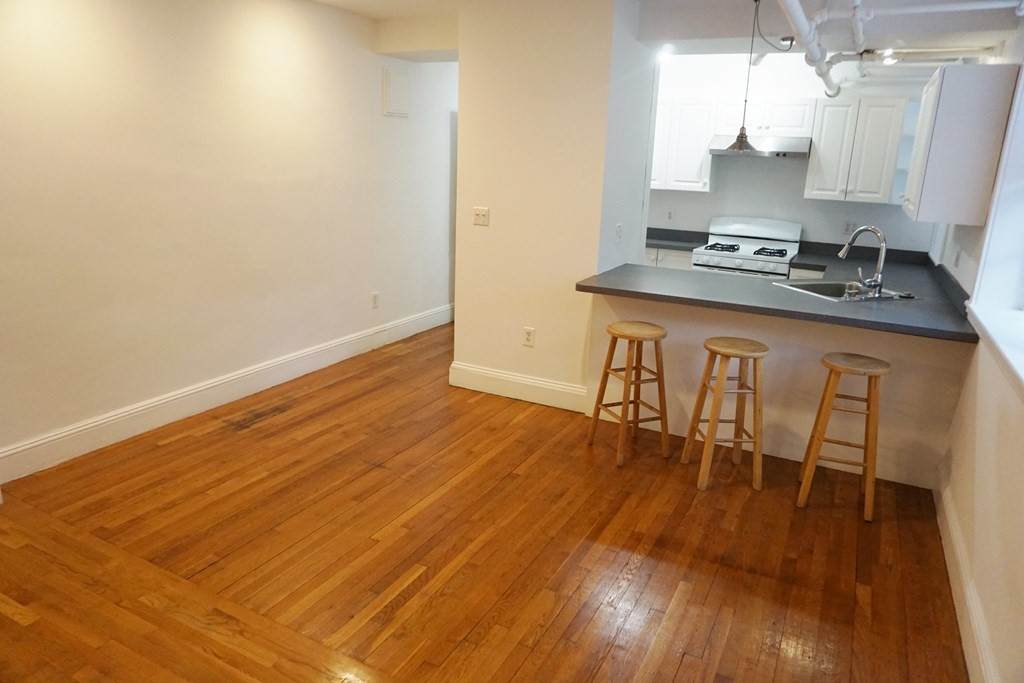 61 Babcock - Photo 1
