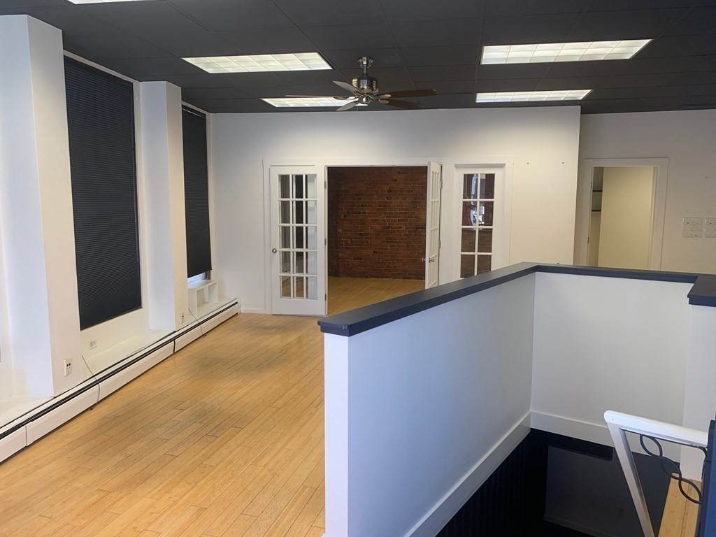 350 Commercial Street - Photo 1