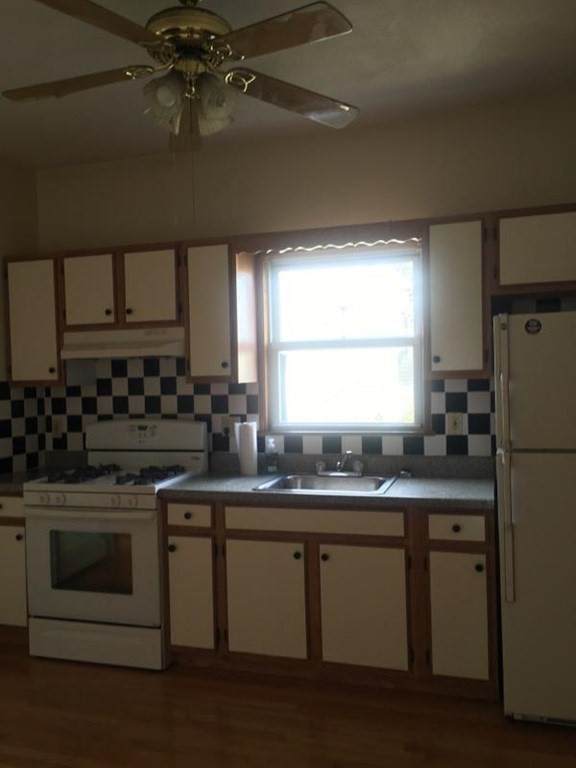 10 Warwick - Photo 1