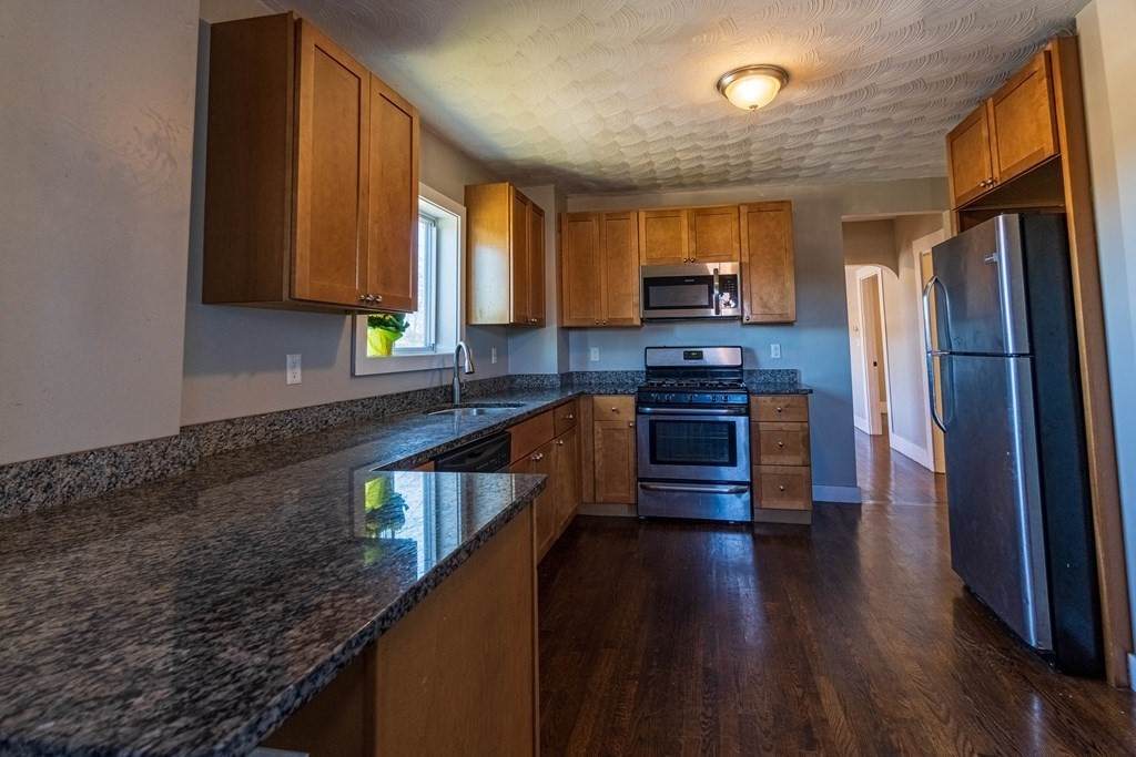 25 Hooker St - Photo 1
