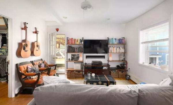 216 Prospect - Photo 1