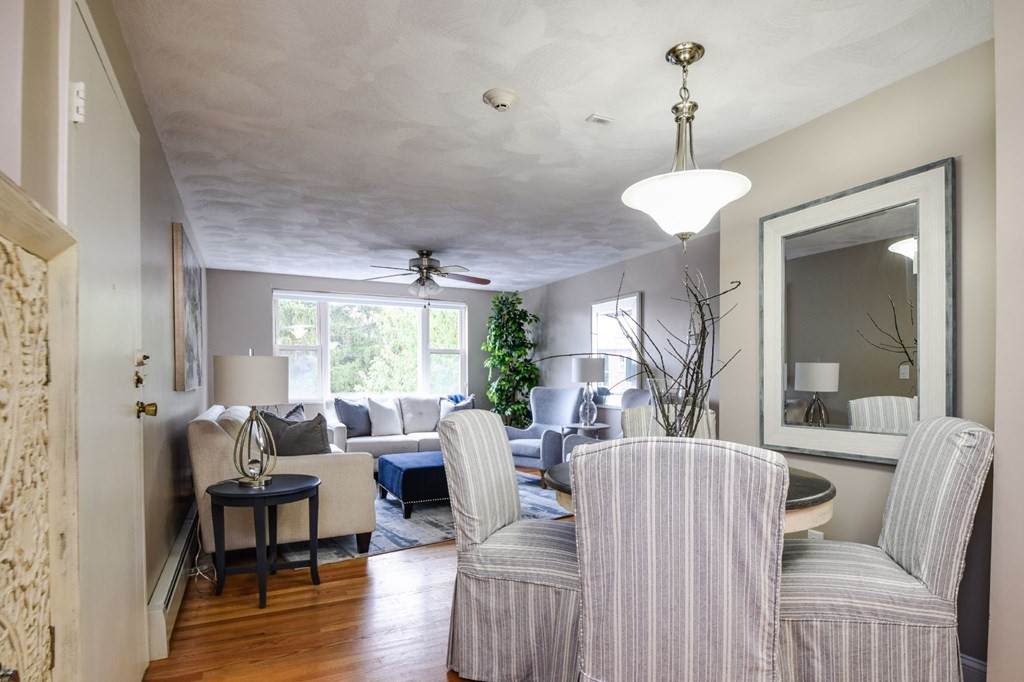 1105 Lexington St - Photo 1