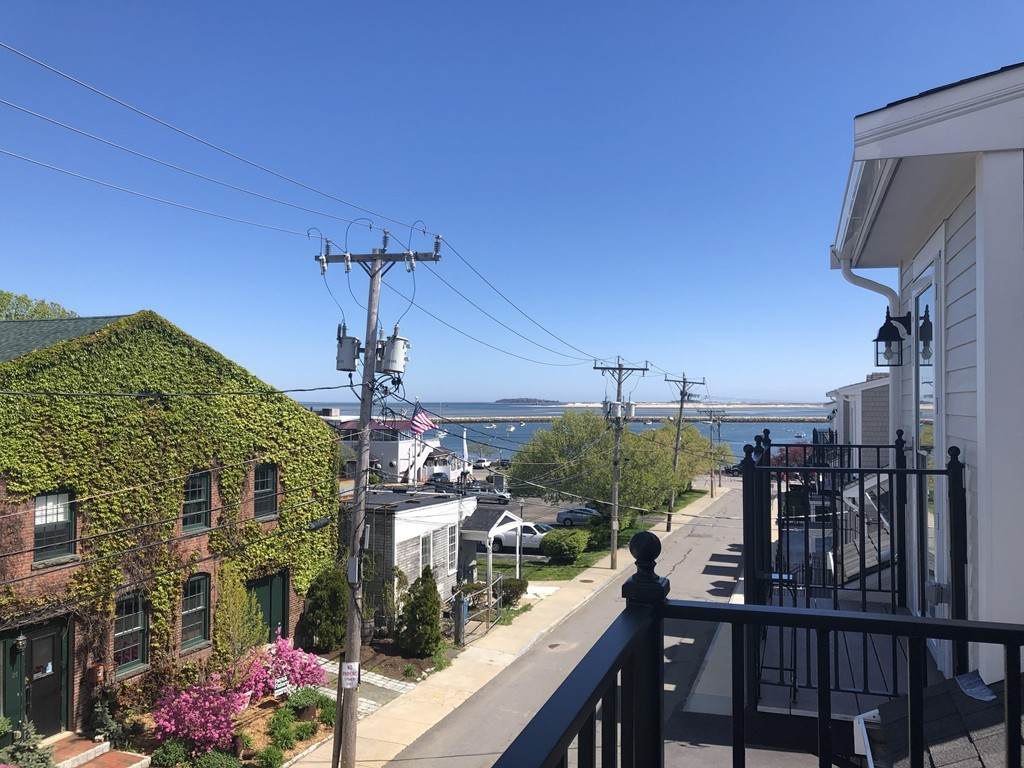 23 Howland - Photo 1