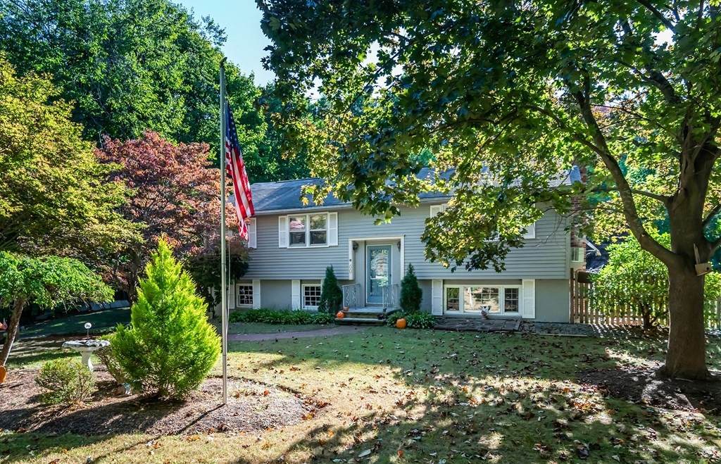 60 Dascomb Rd - Photo 1