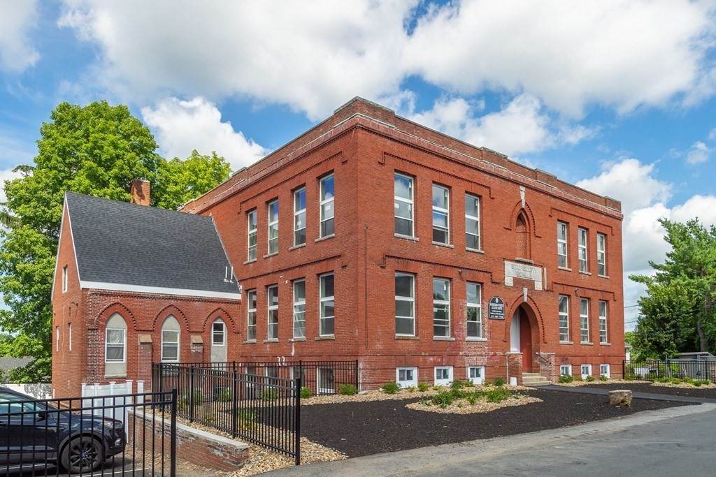 108 Harrison Ave. - Photo 1