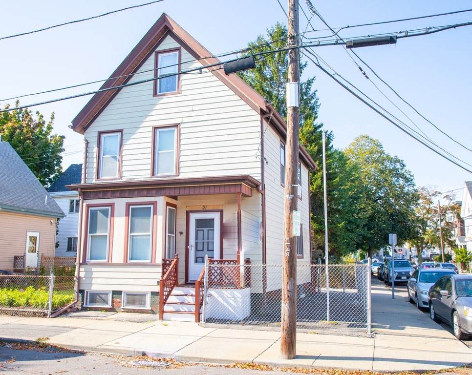 21 Hathaway St - Photo 1