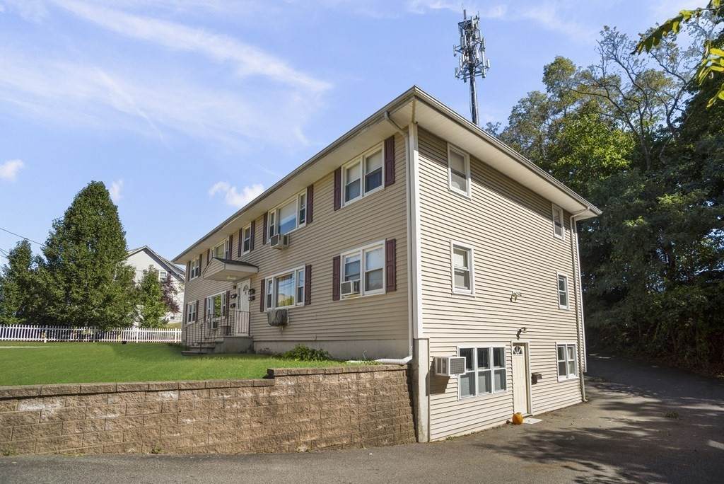 10 Glen Ave - Photo 1
