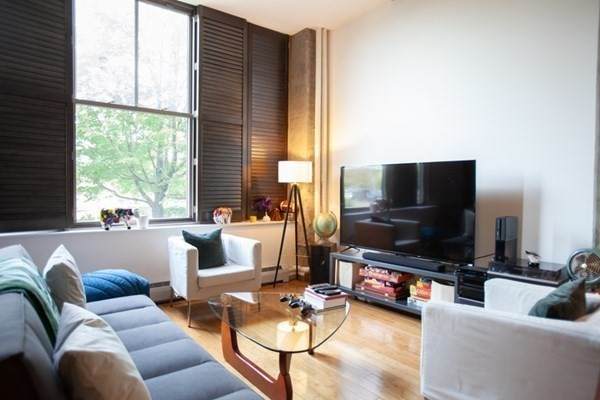 156 Porter Street - Photo 1