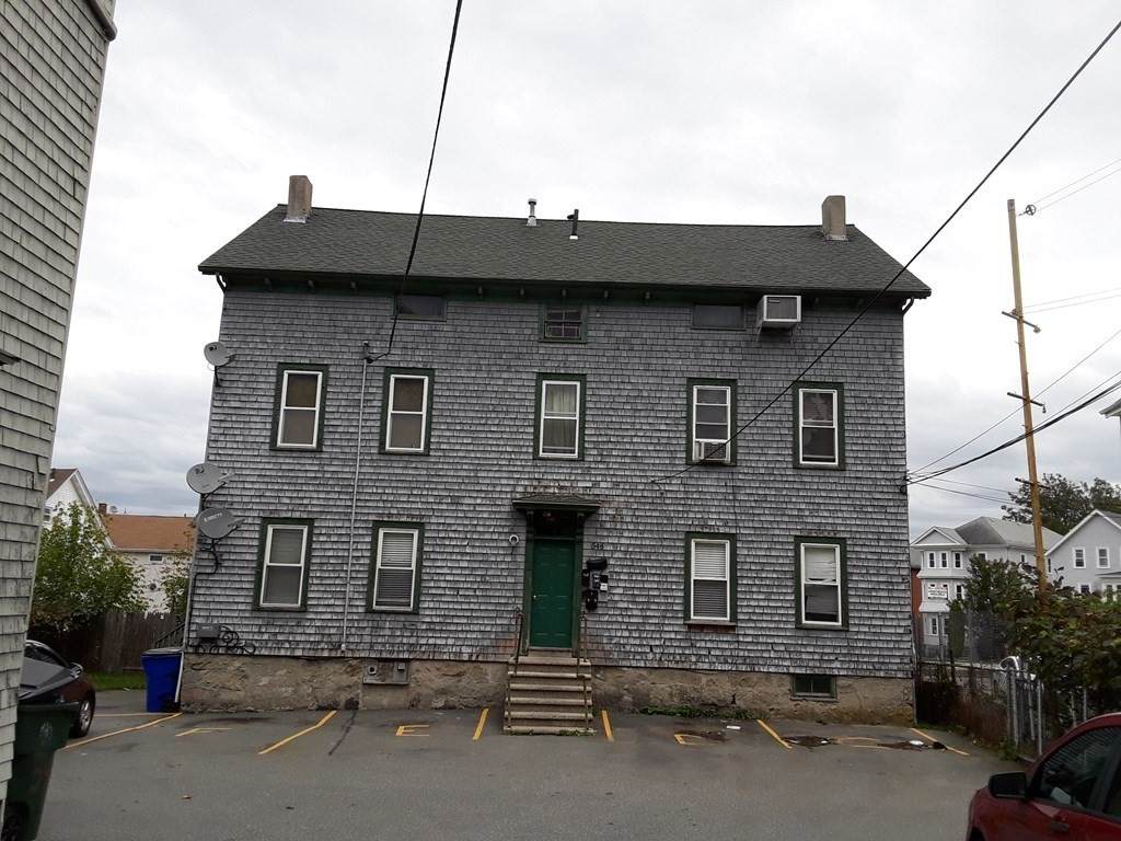542 4Th St - Photo 1