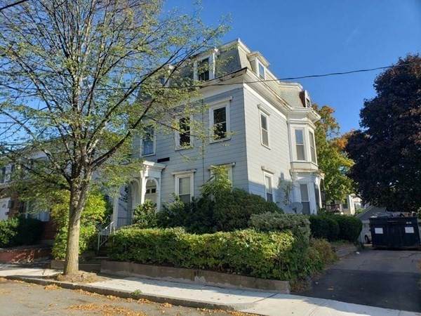 5 Bartlett St - Photo 1