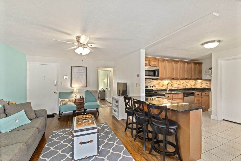 68 Preston St - Photo 1