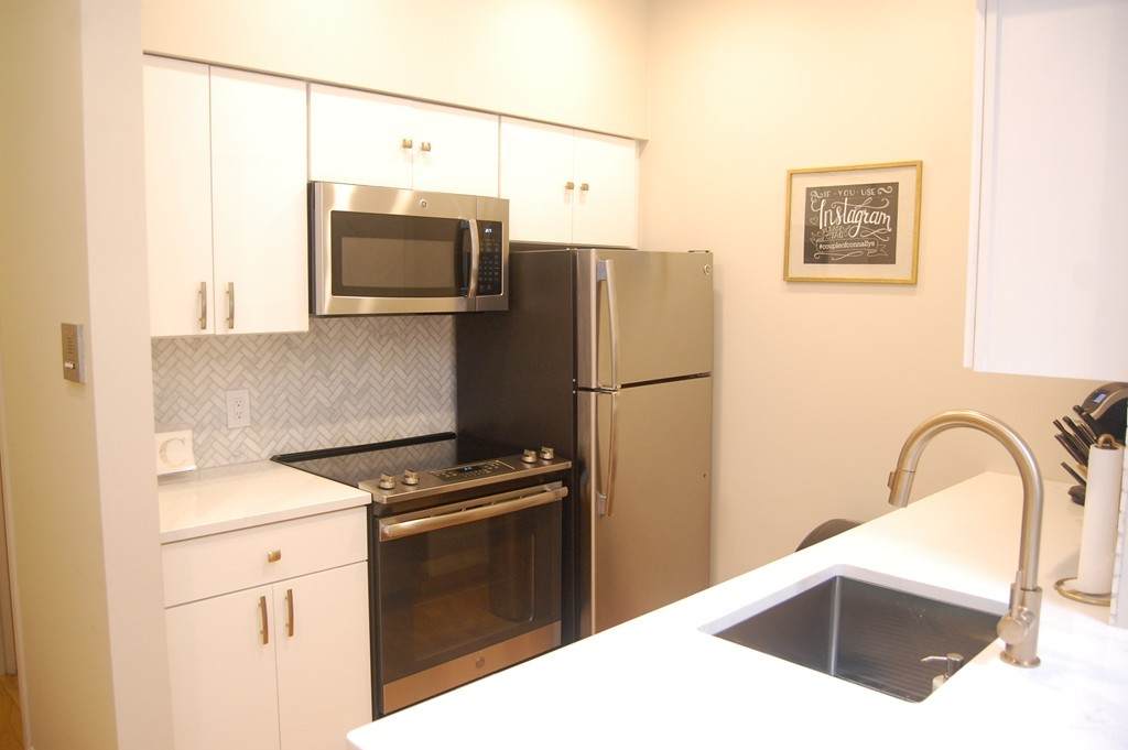 106 13th Street - Photo 1