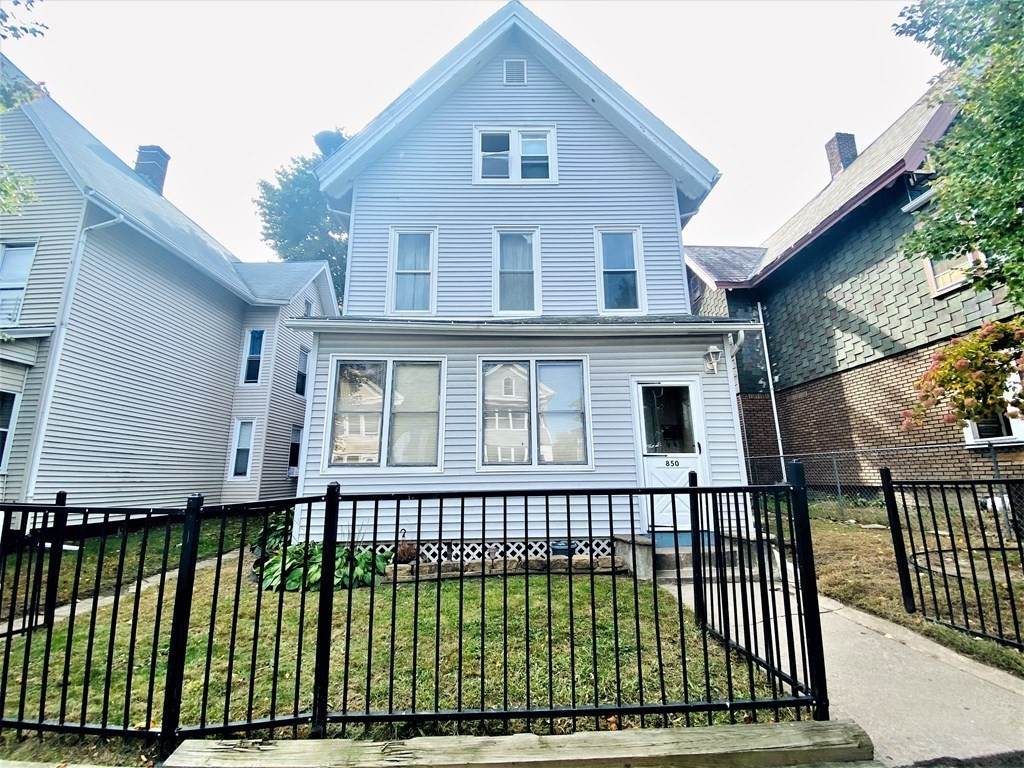 850 Dwight St - Photo 1