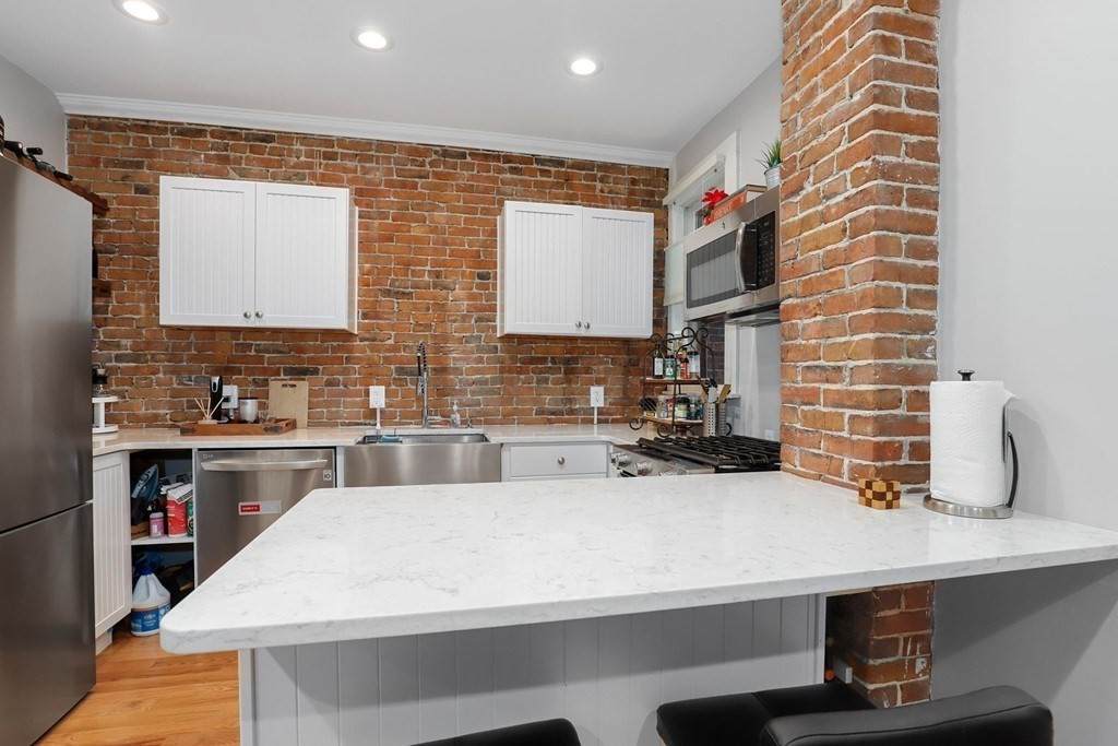 44 Florence St. - Photo 1