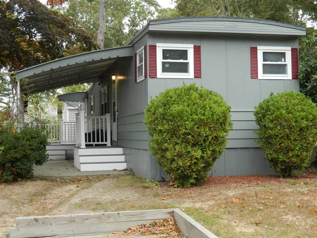 79 Great Hill Dr - Photo 1