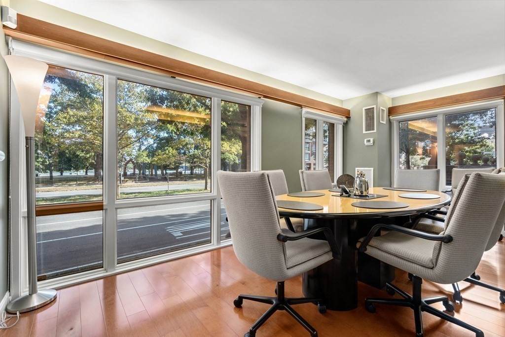 10 Rogers - Photo 1