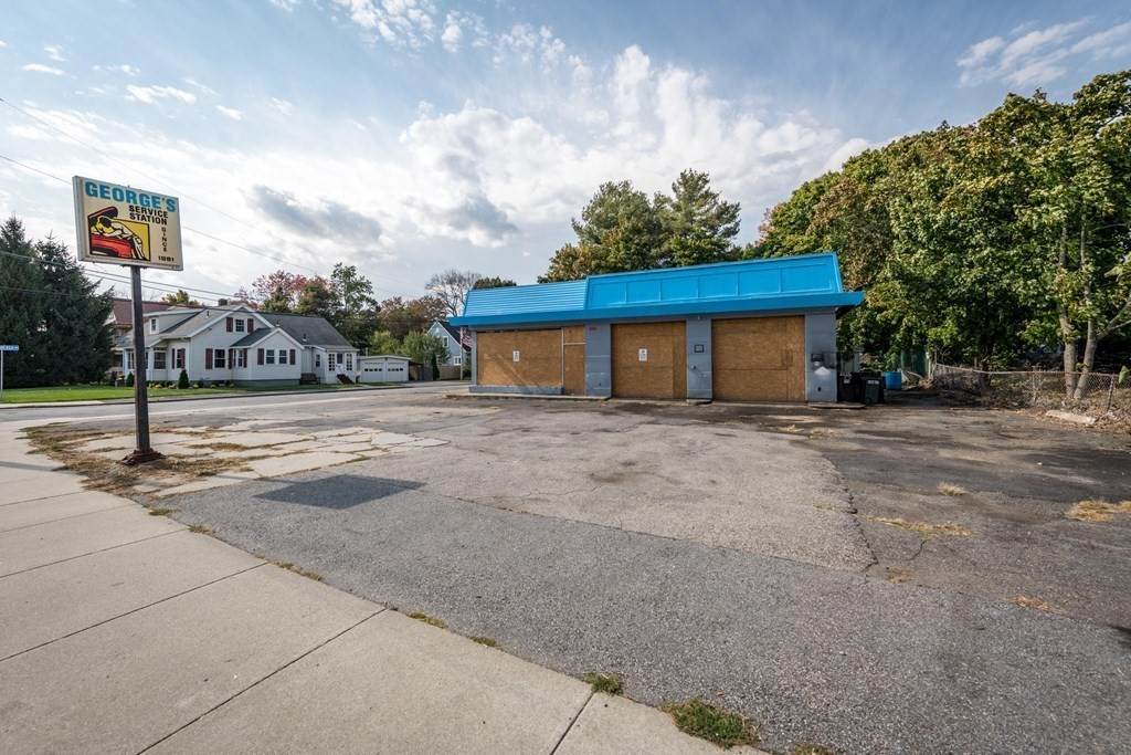 474 Concord St - Photo 1