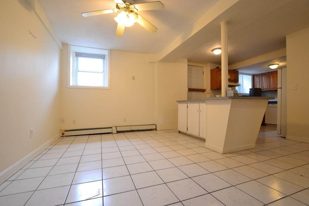 12 Sutherland Rd - Photo 1