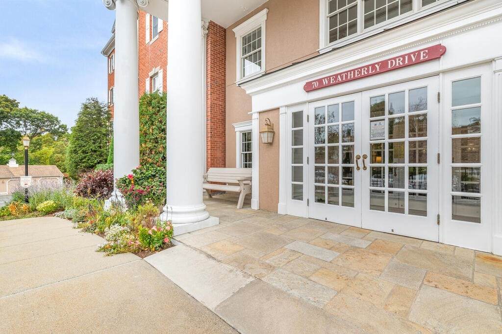 70 Weatherly Drive - Photo 1