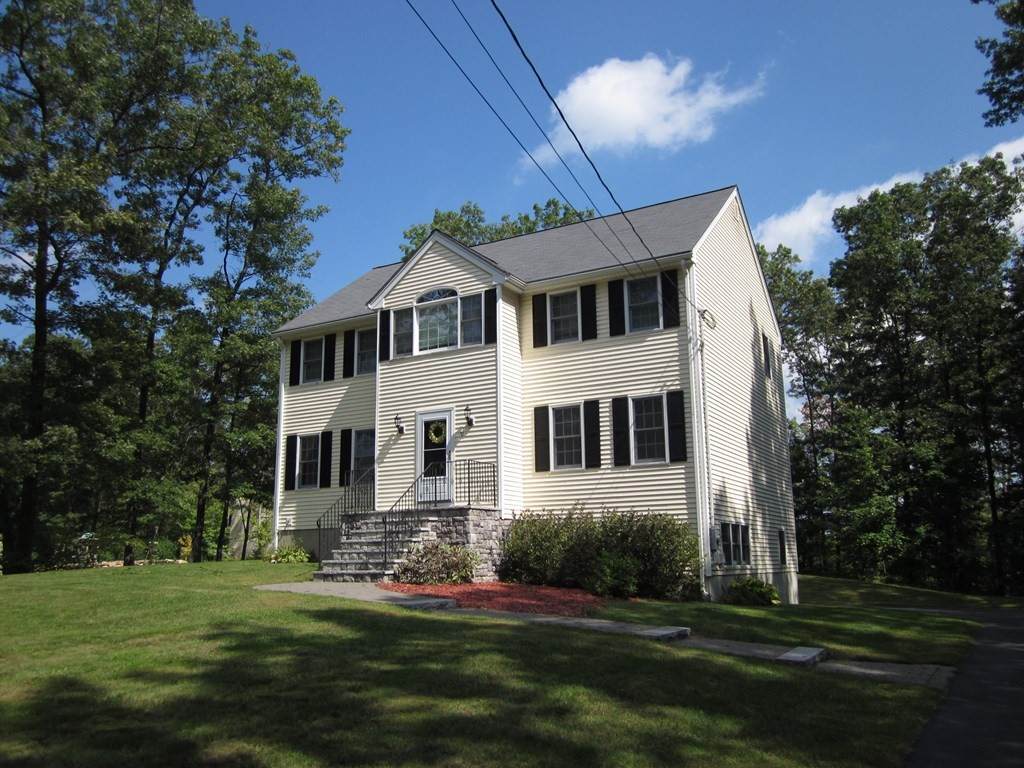 10 Overlook Ave - Photo 1