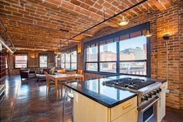 121 Beach St - Photo 1