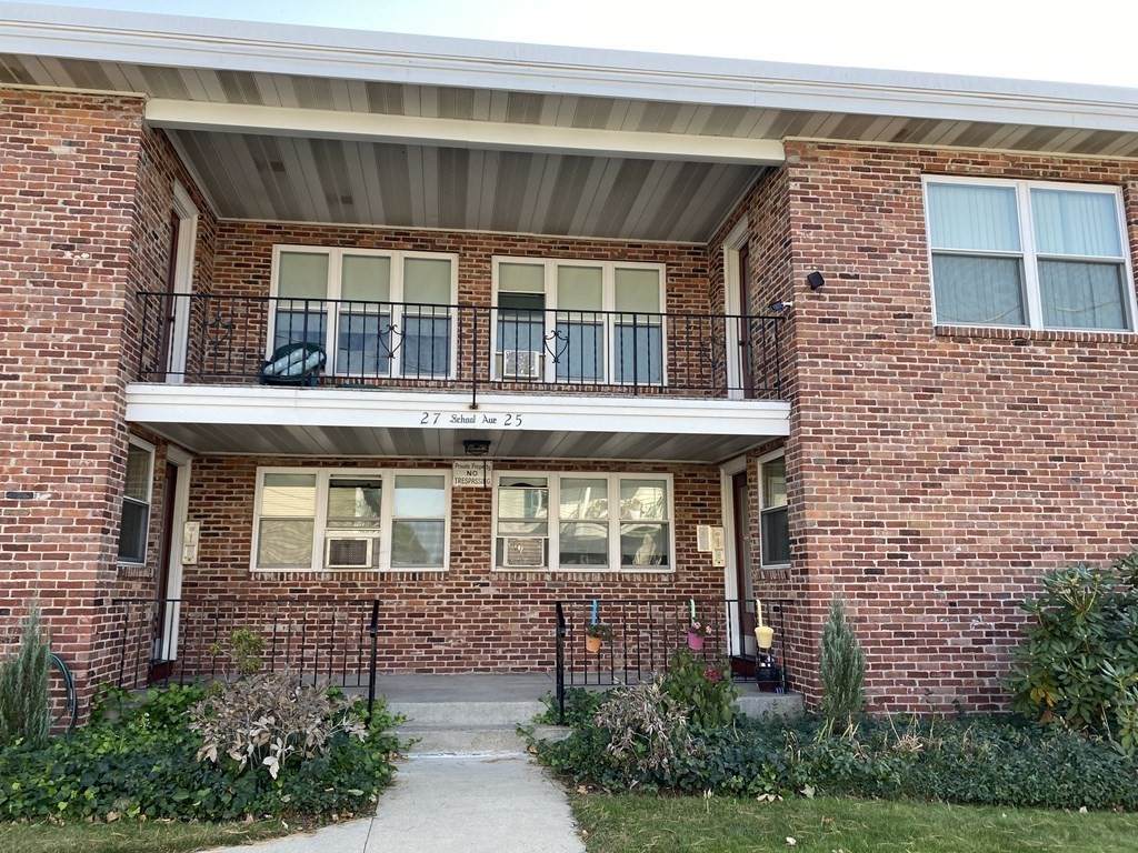 27 School Ave - Photo 1