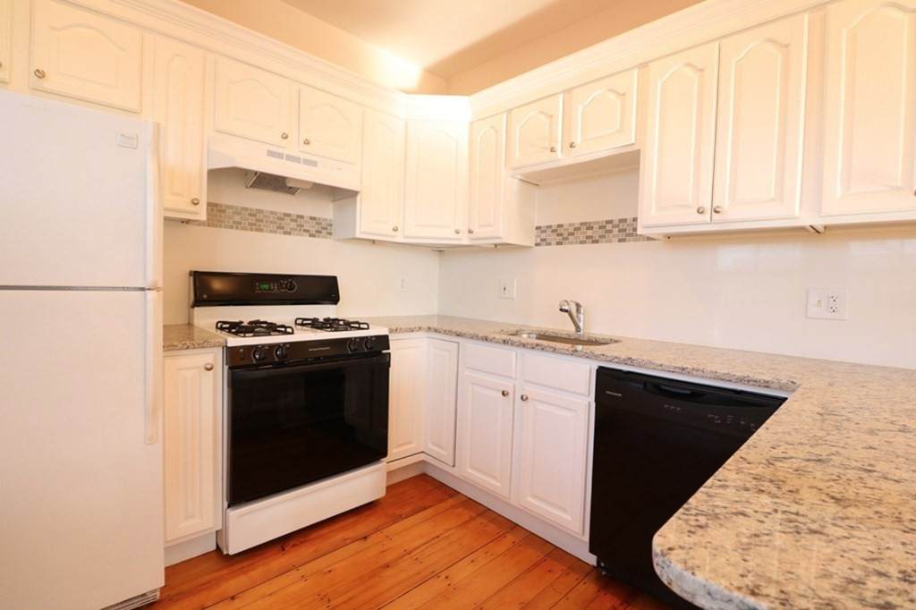 38 Roberts Road - Photo 1