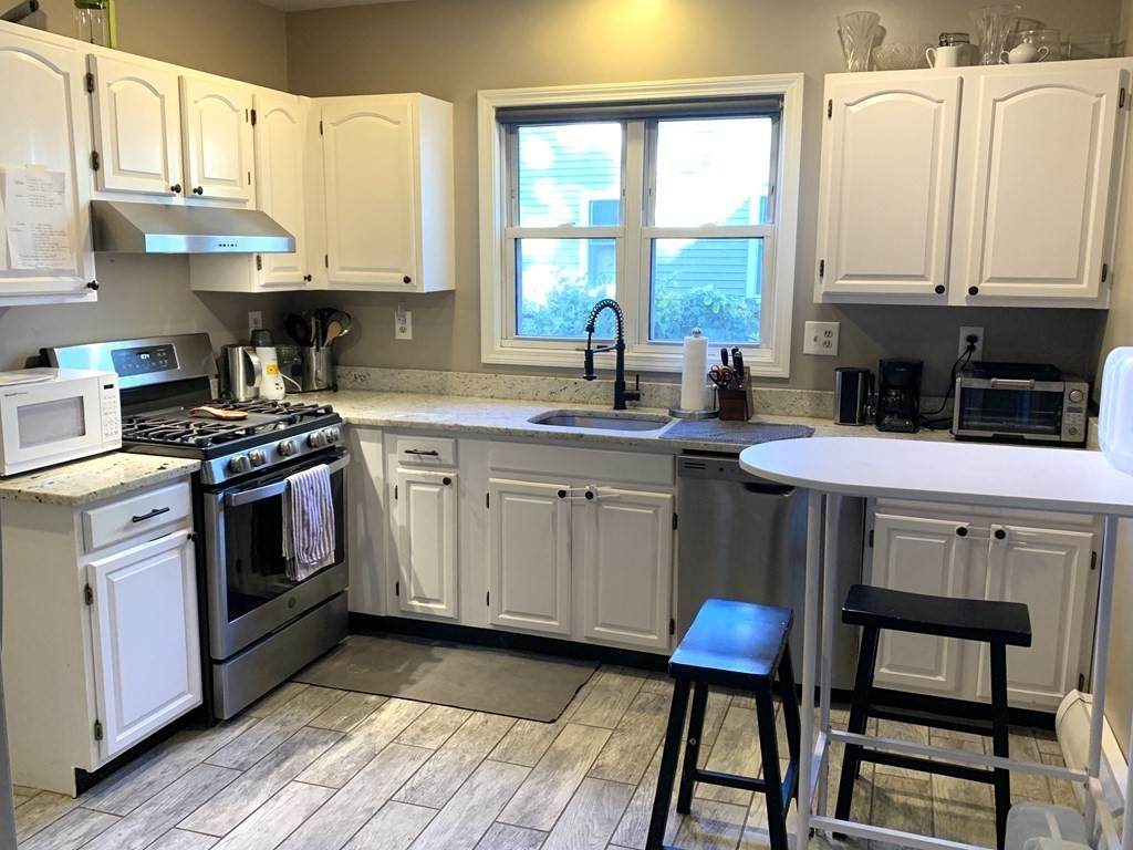 57 Waldo Street - Photo 1