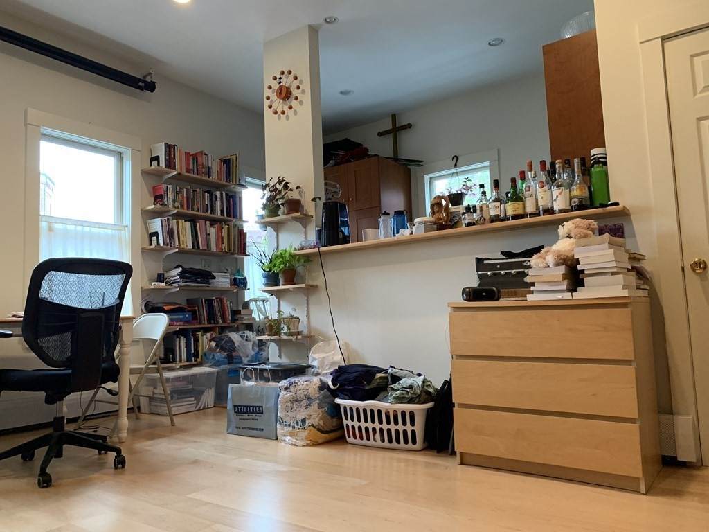 1367 Cambridge Street - Photo 1