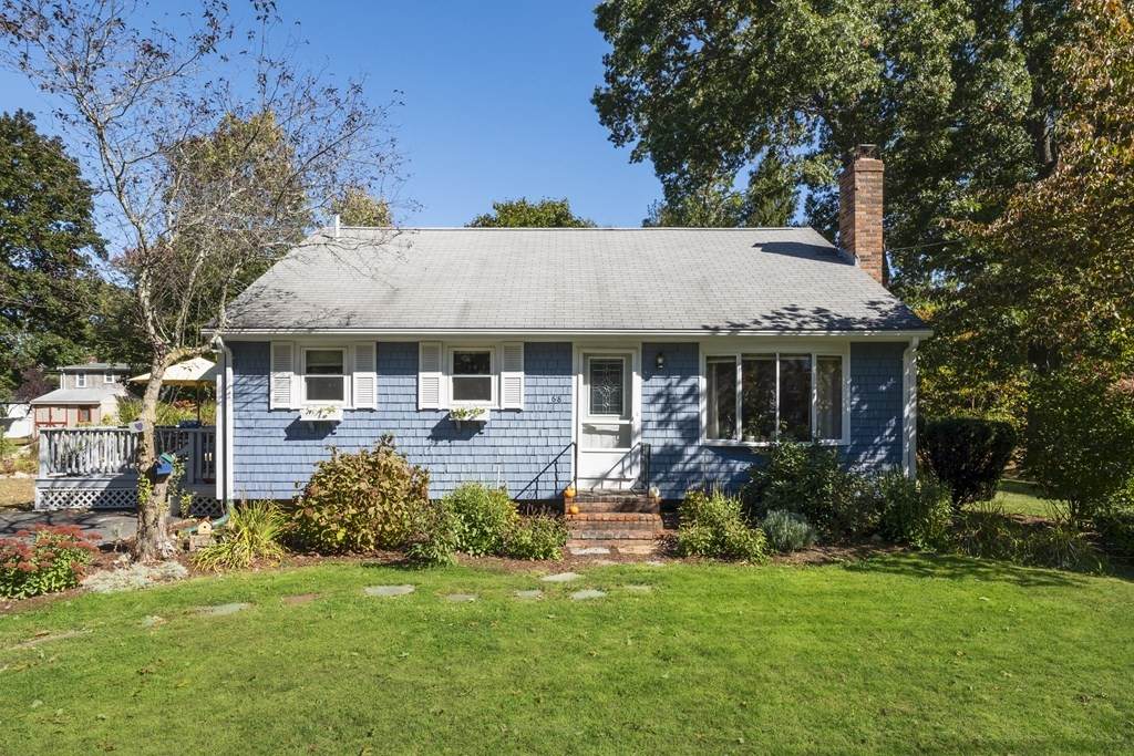 68 Lucy Lane, - Photo 1