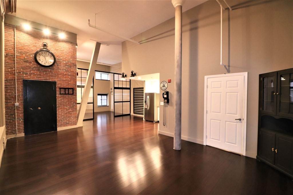 172 Middle - Photo 1