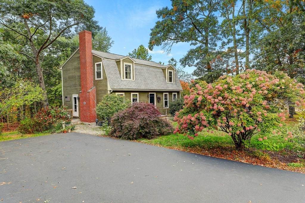 160 Mendon Road - Photo 1