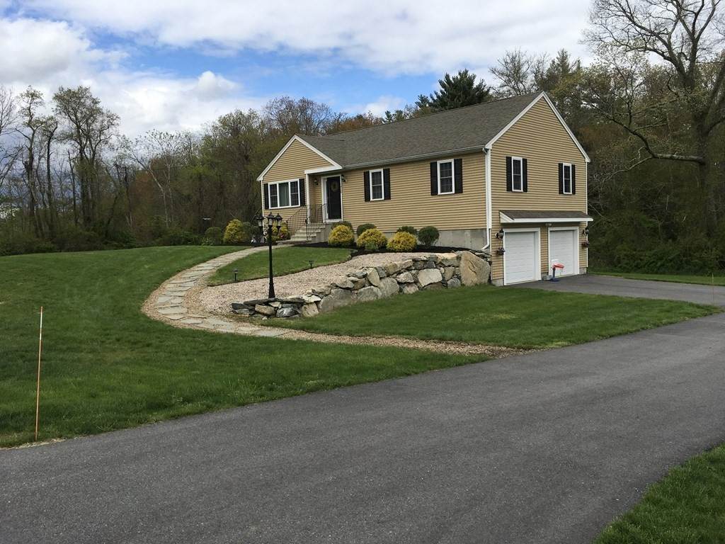 1428 Main St - Photo 1