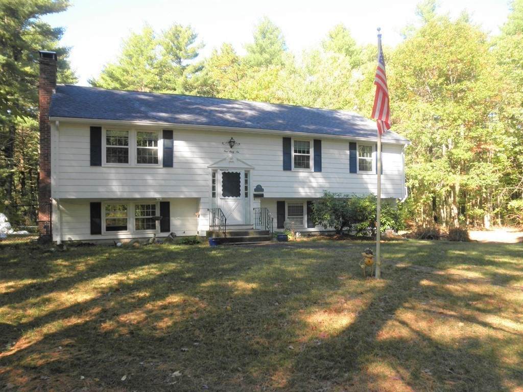 166 Mechanic St - Photo 1