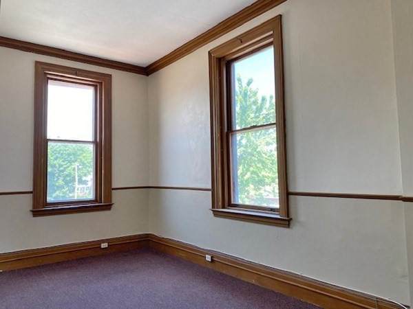102 Elm St - Photo 1