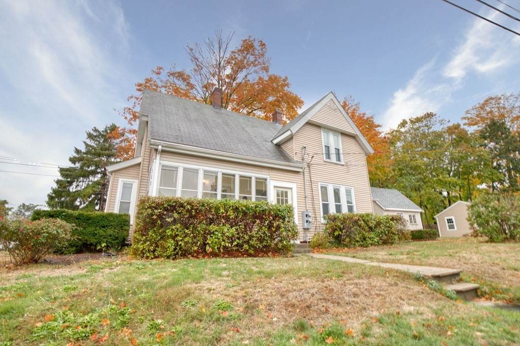 360 Webster St - Photo 1