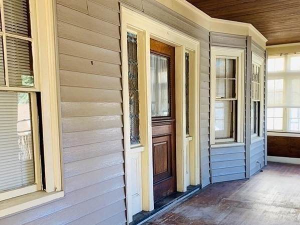 99 Brooks - Photo 1