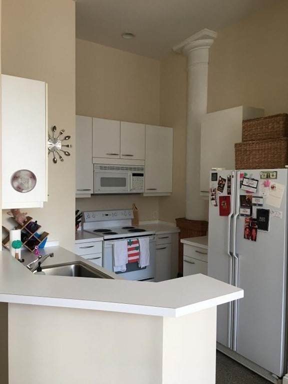 108 Richmond St - Photo 1