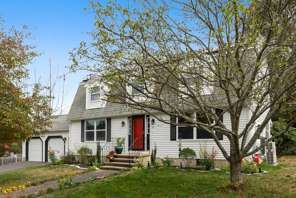 8 Bennetts Crossing - Photo 1
