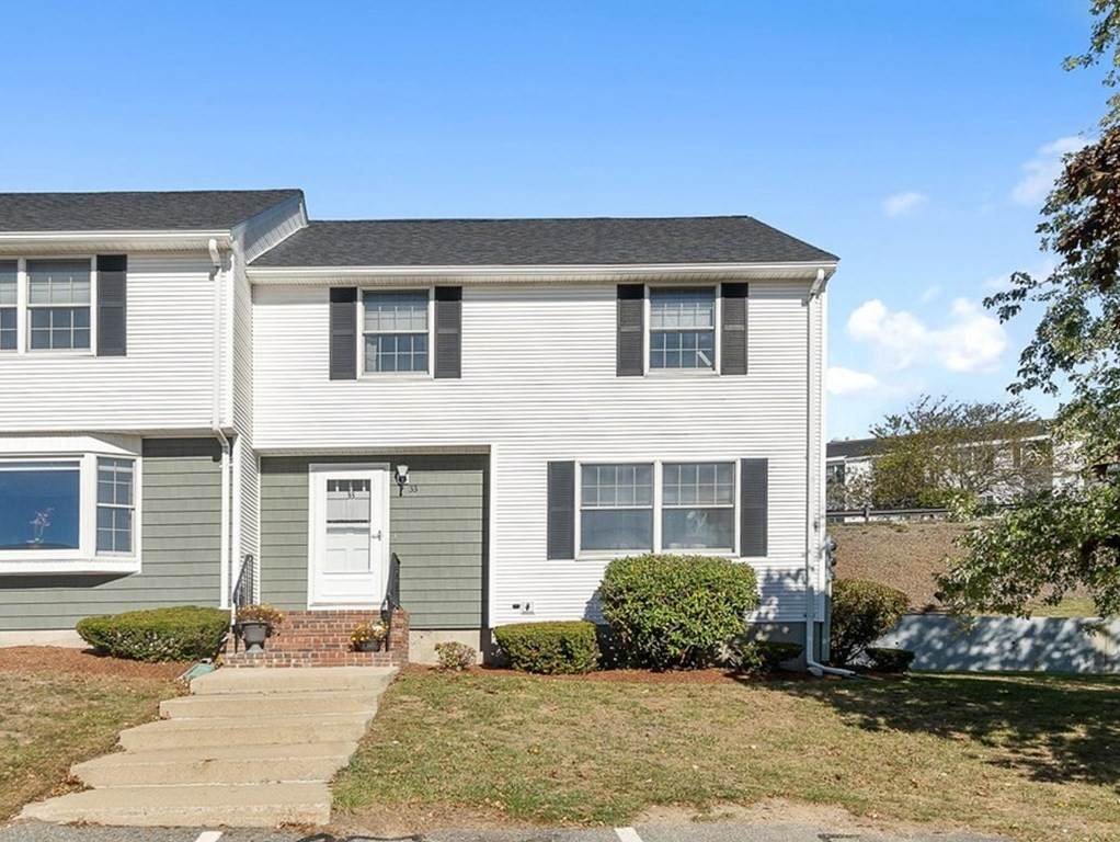 33 Christopher Dr - Photo 1