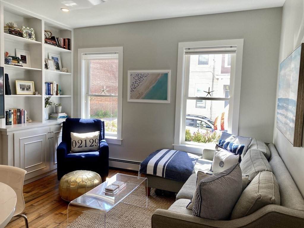 103 Bartlett St - Photo 1
