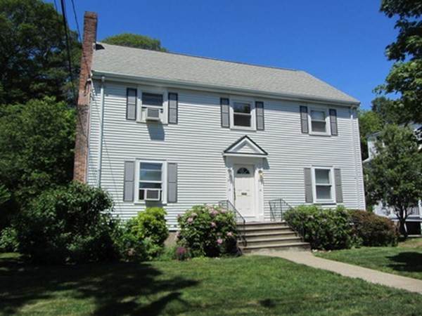 63 Cloverdale St - Photo 1