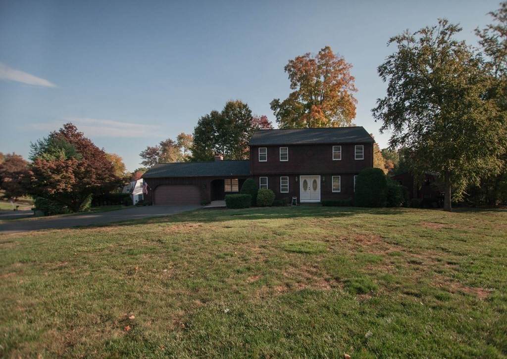 186 Clover Hill Dr - Photo 1