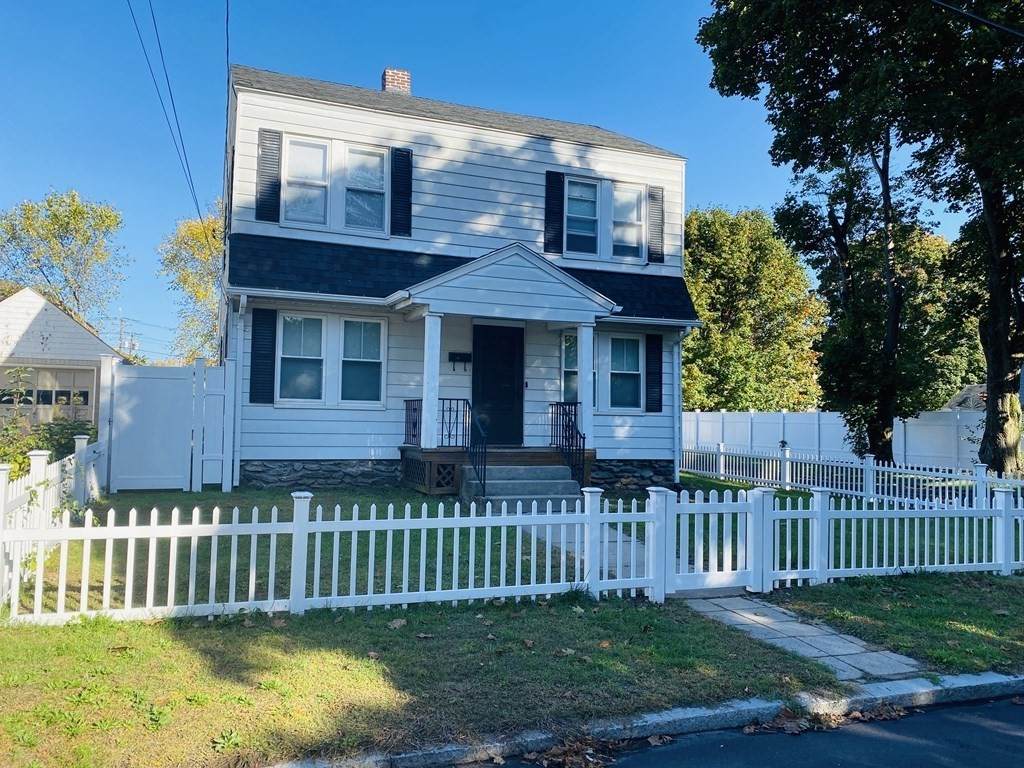 7 Amesbury St - Photo 1