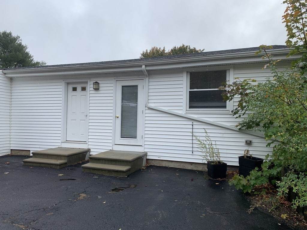 107 North Spencer Road - Photo 1